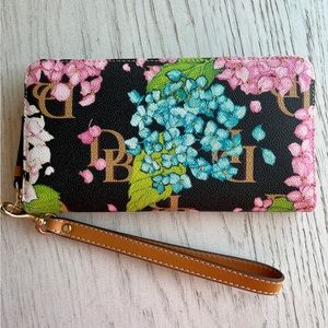 Dooney & Burke wristlet; new!
